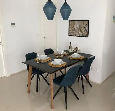 Avenue Apartment Arenales del Sol